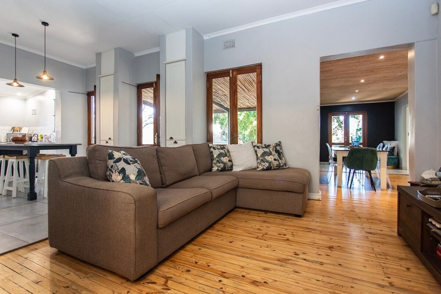 3 Bedroom Property for Sale in Oakdale Western Cape